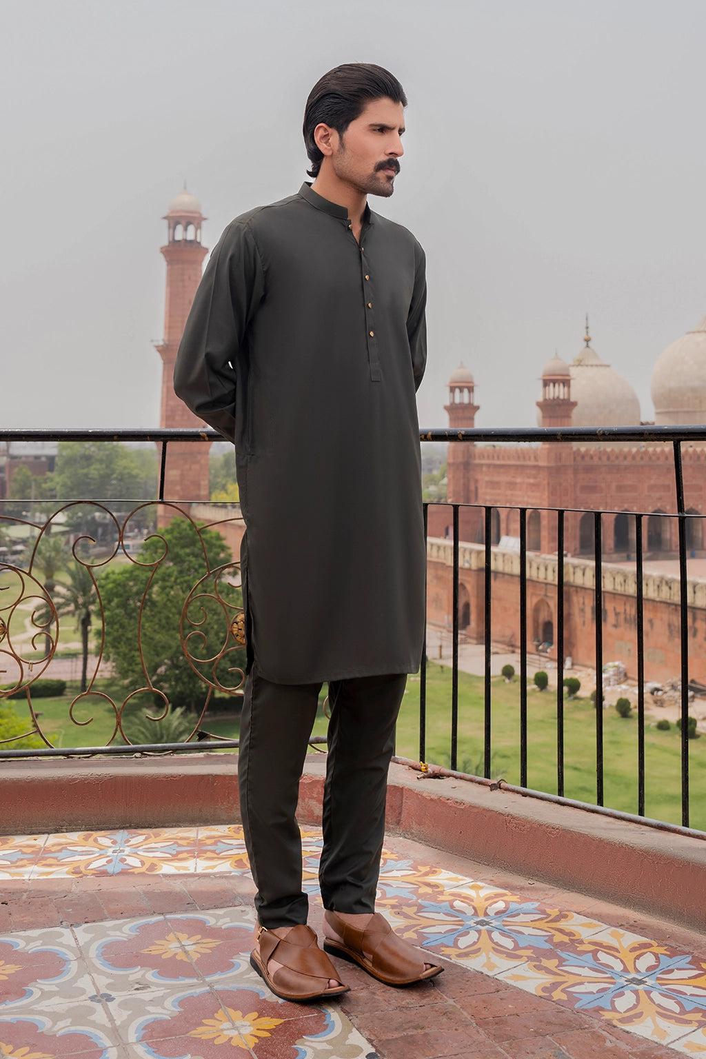 Elegant Dark Green Kurta – Stylish & Comfortable Traditional Wear